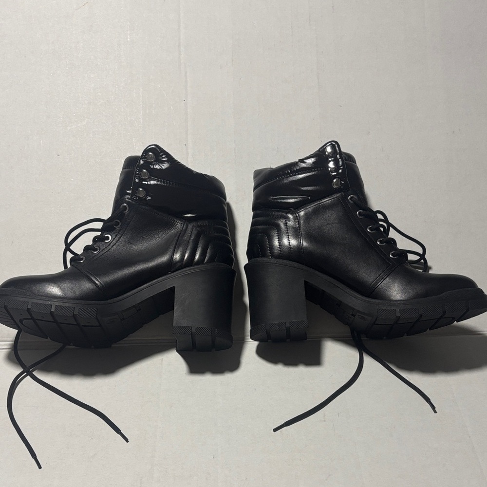 Black Chunky Heel Leather Ankle Boots Marc Fisher 9.5